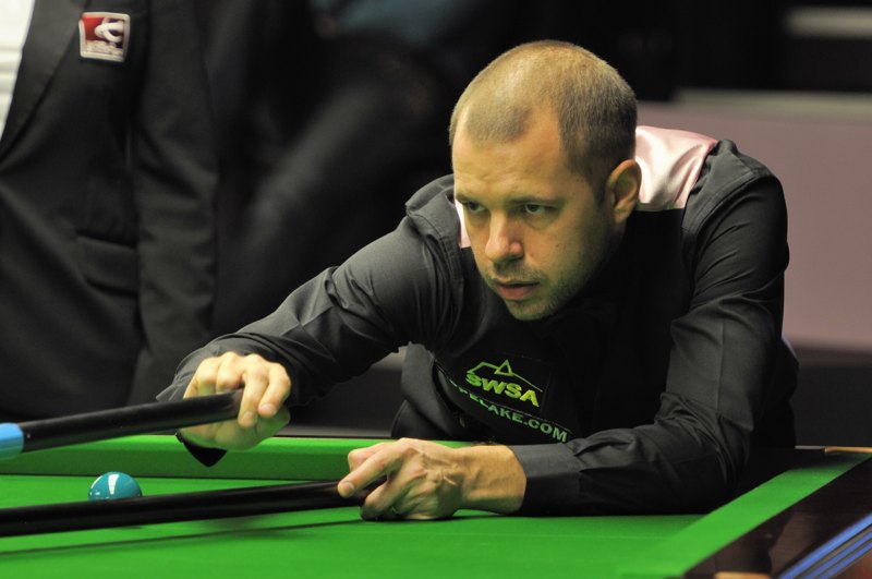 Barry Hawkins, professional cue sports player