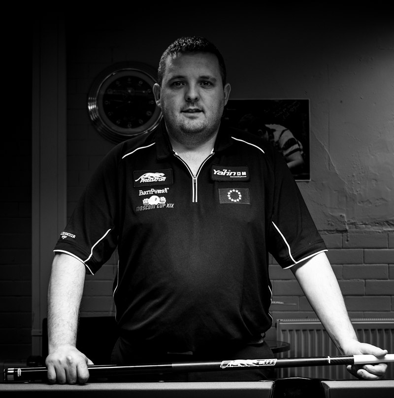 Chris Melling, professional cue sports player
