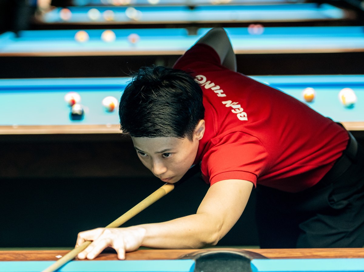 Hung Meng-Hsia, professional cue sports player