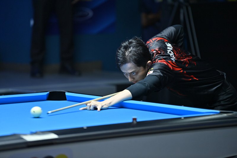 Ko Ping-Chung, professional cue sports player