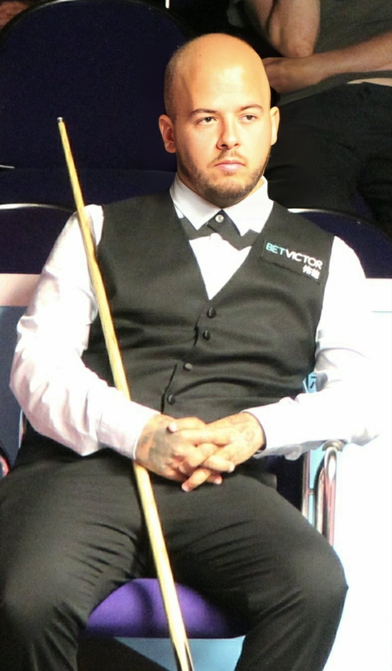 Luca Brecel, professional cue sports player