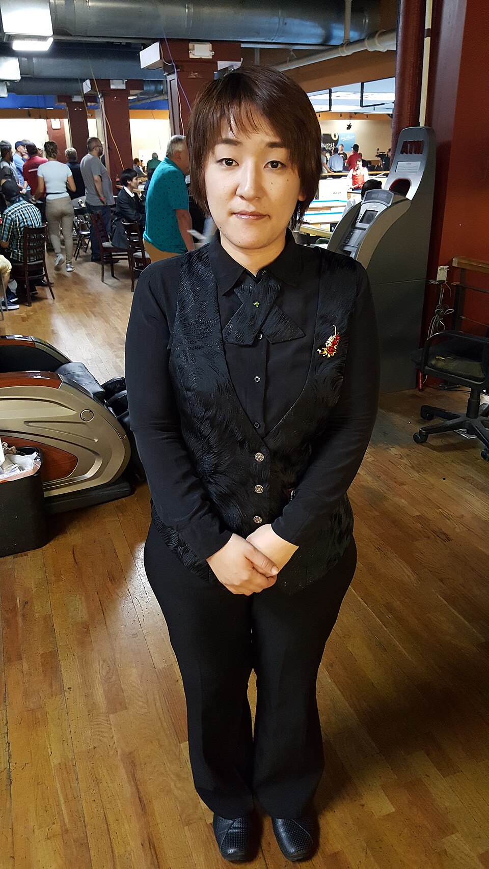 Natsumi Higashiuchi, professional cue sports player
