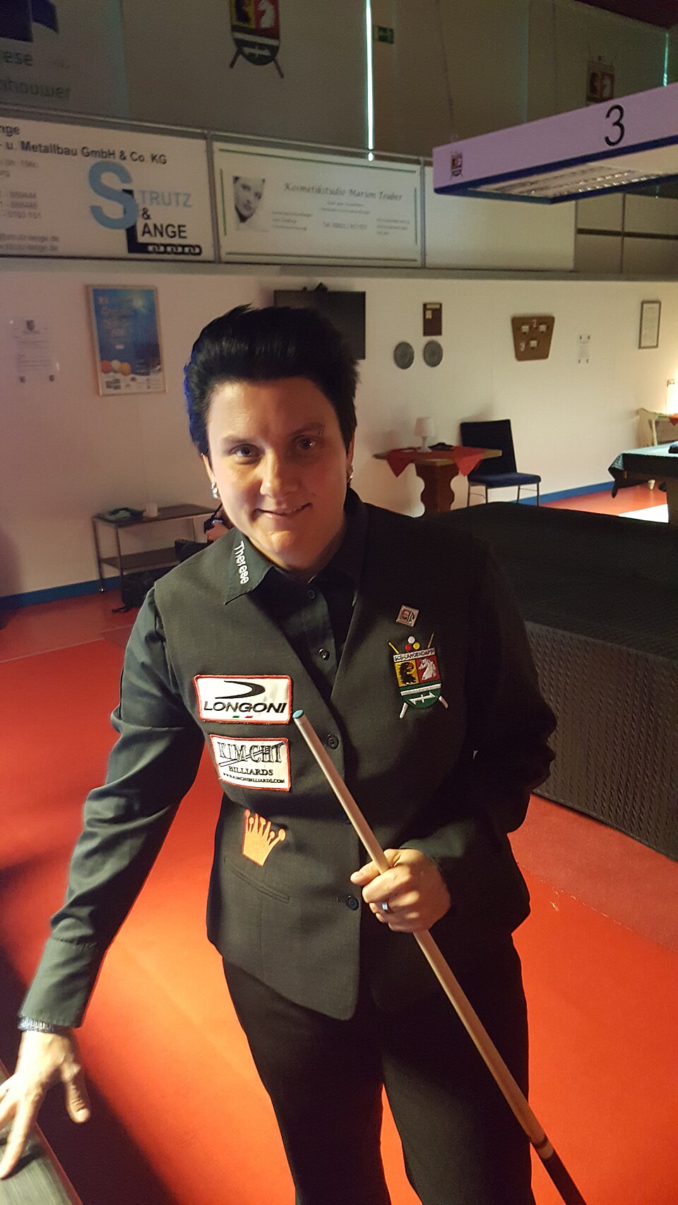 Therese Klompenhouwer, professional cue sports player
